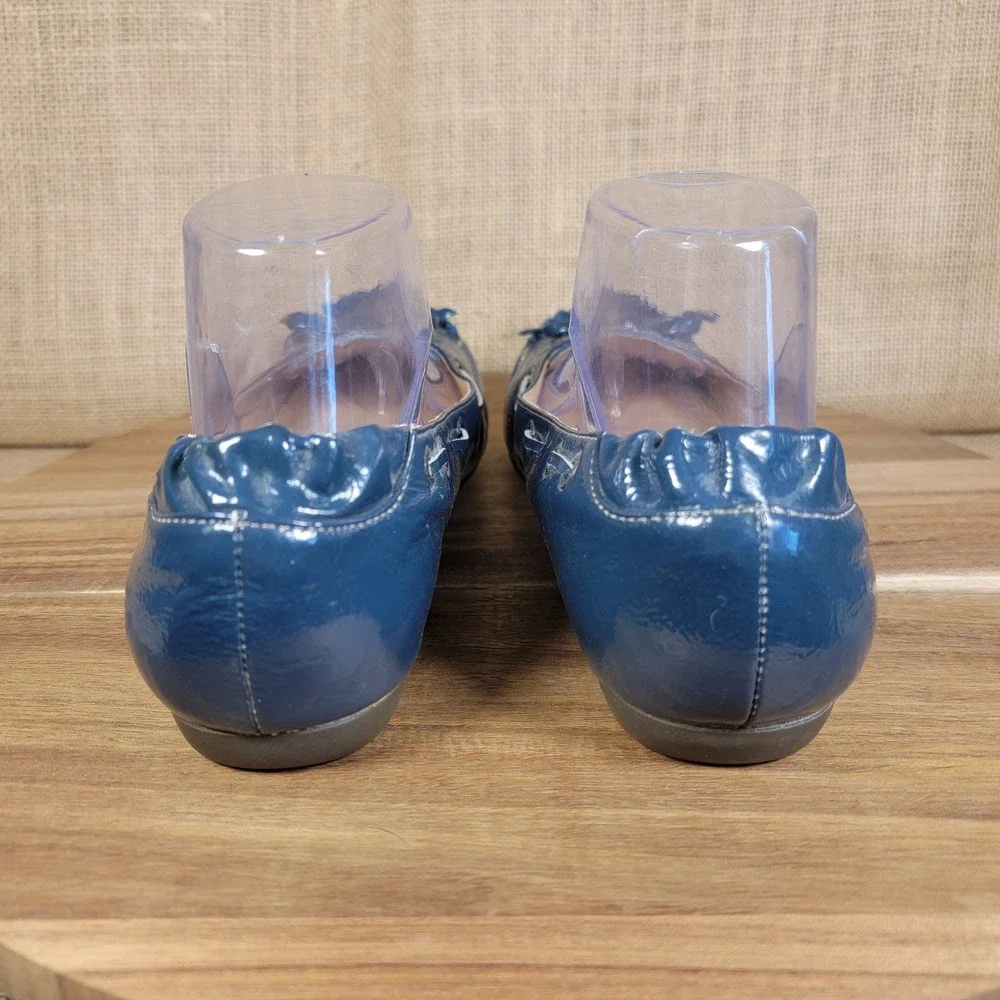 Sperry Top-Sider Flats Women's 8M Blue Patent Leather Moccasin‎ Boat Shoes